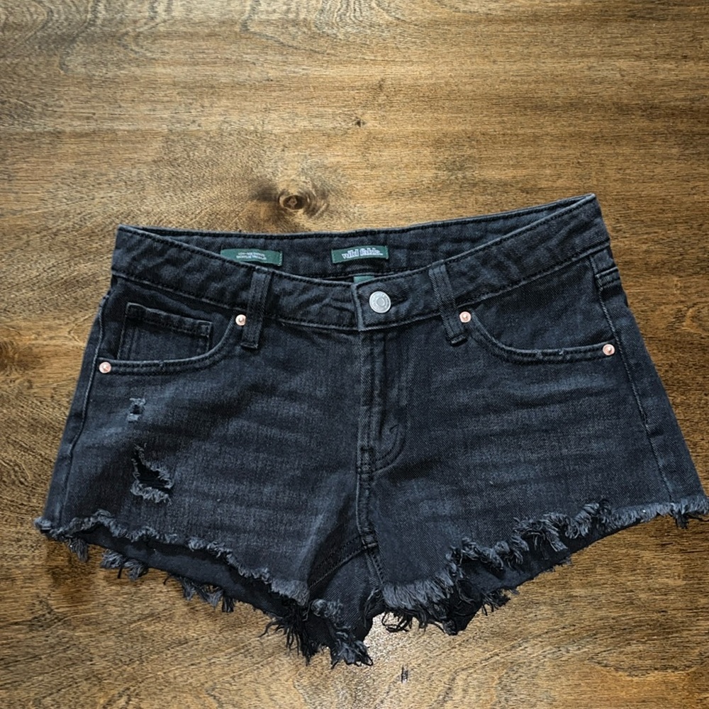 Jean shorts, womans size 00, brand is wild fable